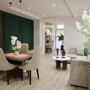 La Grand - New Bazaar شقة